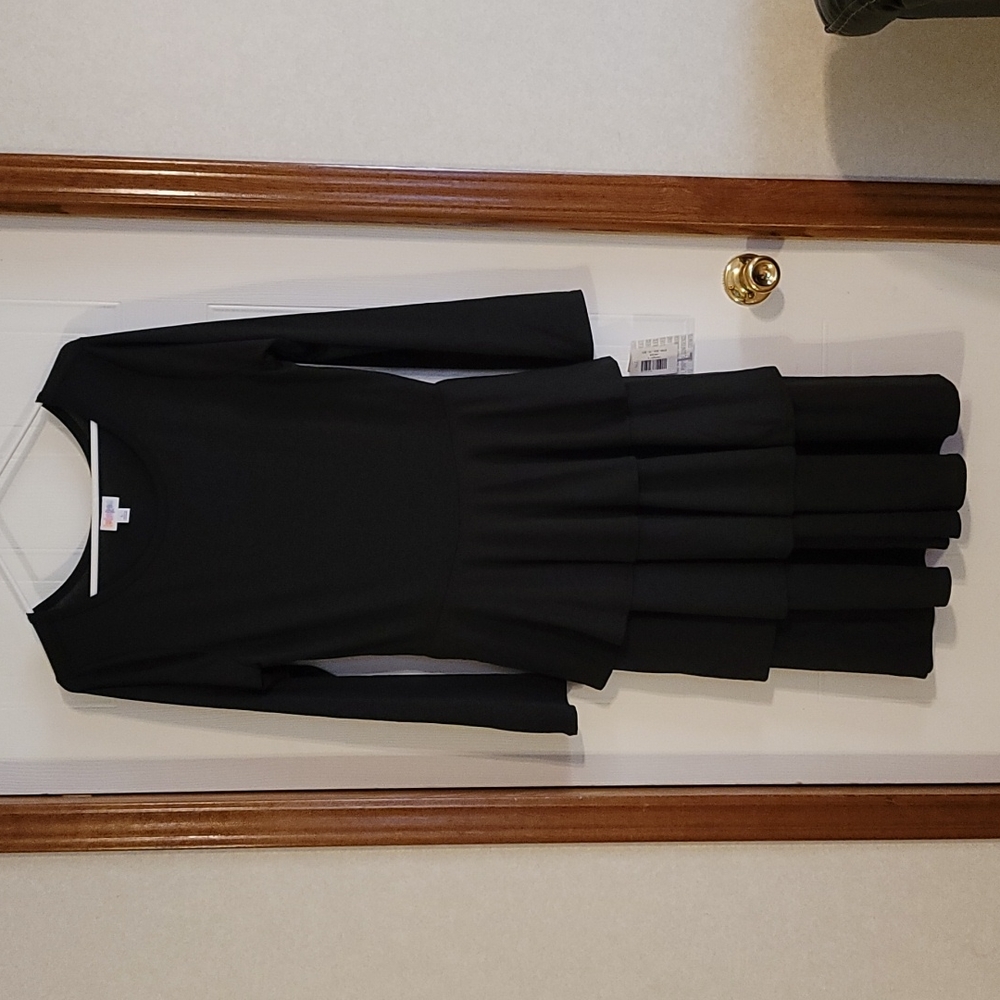 NWT Lularoe Solid Black Georgia Dress - Large